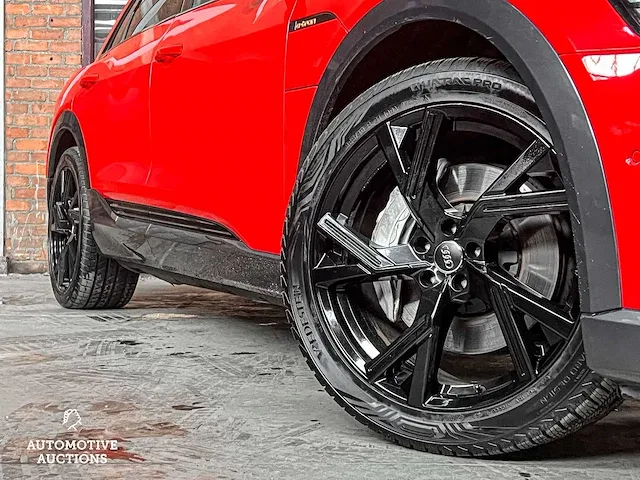 Audi e-tron 55 s-line quattro advanced 95 kwh 360pk 2019, k-358-gd - afbeelding 4 van  75