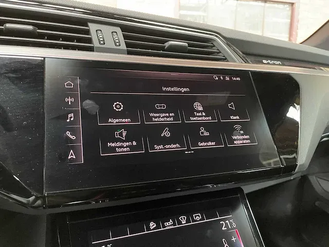 Audi e-tron 55 s-line quattro advanced 95 kwh 360pk 2019, k-358-gd - afbeelding 50 van  75