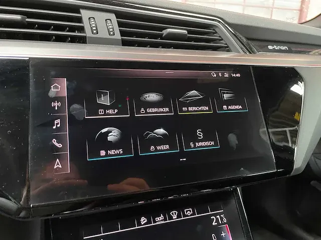 Audi e-tron 55 s-line quattro advanced 95 kwh 360pk 2019, k-358-gd - afbeelding 52 van  75
