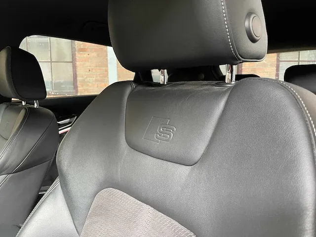 Audi e-tron 55 s-line quattro advanced 95 kwh 360pk 2019, k-358-gd - afbeelding 65 van  75