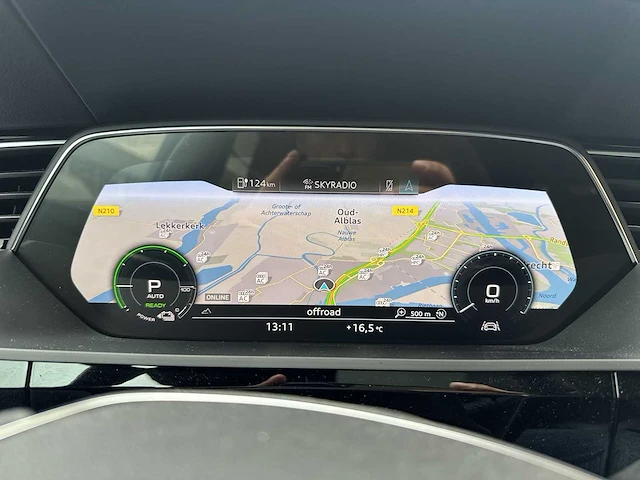 Audi e-tron e-tron 55 quattro advanced 2020 | h-927-db - afbeelding 7 van  31
