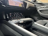 Audi e-tron e-tron 55 quattro advanced 2020 | h-927-db - afbeelding 18 van  31