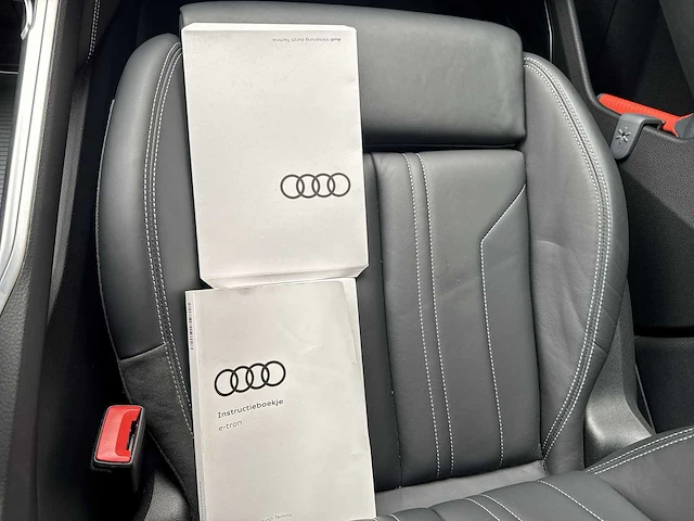 Audi e-tron e-tron 55 quattro advanced 2020 | h-927-db - afbeelding 25 van  31