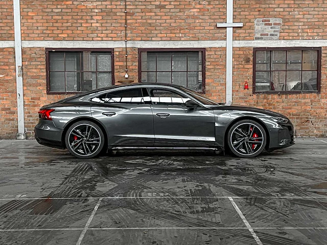 Audi e-tron gt rs 598pk 93kwh 2022 carbon, r-654-gp - afbeelding 2 van  71