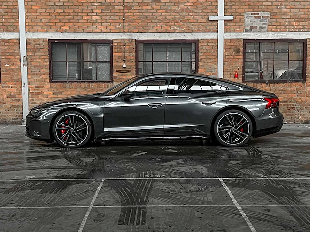 Audi e-tron gt rs 598pk 93kwh 2022 carbon, r-654-gp - afbeelding 16 van  71