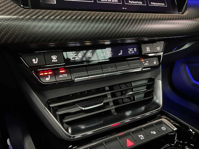 Audi e-tron gt rs 598pk 93kwh 2022 carbon, r-654-gp - afbeelding 22 van  71