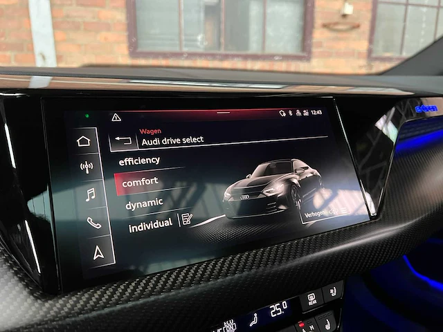 Audi e-tron gt rs 598pk 93kwh 2022 carbon, r-654-gp - afbeelding 37 van  71