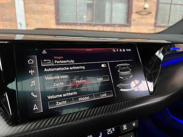 Audi e-tron gt rs 598pk 93kwh 2022 carbon, r-654-gp - afbeelding 39 van  71
