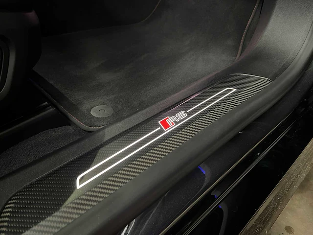 Audi e-tron gt rs 598pk 93kwh 2022 carbon, r-654-gp - afbeelding 47 van  71