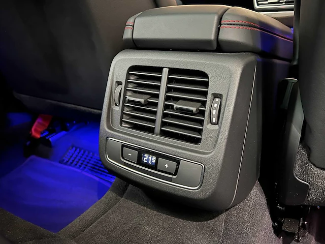 Audi e-tron gt rs 598pk 93kwh 2022 carbon, r-654-gp - afbeelding 57 van  71