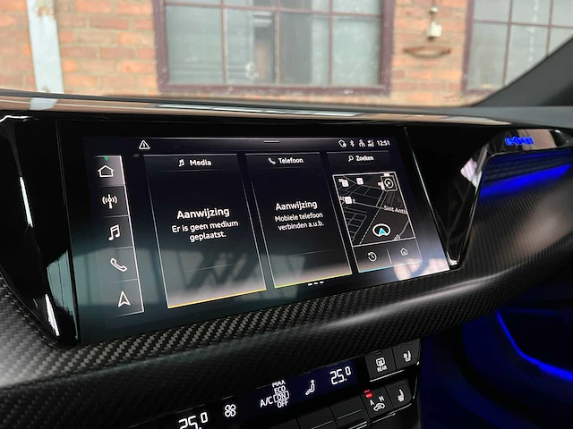 Audi e-tron gt rs 598pk 93kwh 2022 carbon, r-654-gp - afbeelding 69 van  71