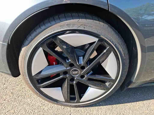 Audi e-tron gt rs 93 kwh 600pk automaat 2022 - afbeelding 17 van  19