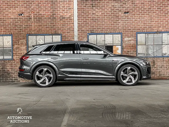 Audi e-tron s quattro 504pk 95 kwh 2021 audi sport, n-759-hp - afbeelding 4 van  71