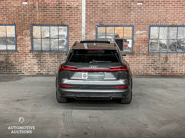 Audi e-tron s quattro 504pk 95 kwh 2021 audi sport, n-759-hp - afbeelding 10 van  71