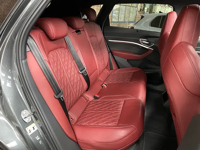 Audi e-tron s quattro 504pk 95 kwh 2021 audi sport, n-759-hp - afbeelding 57 van  71