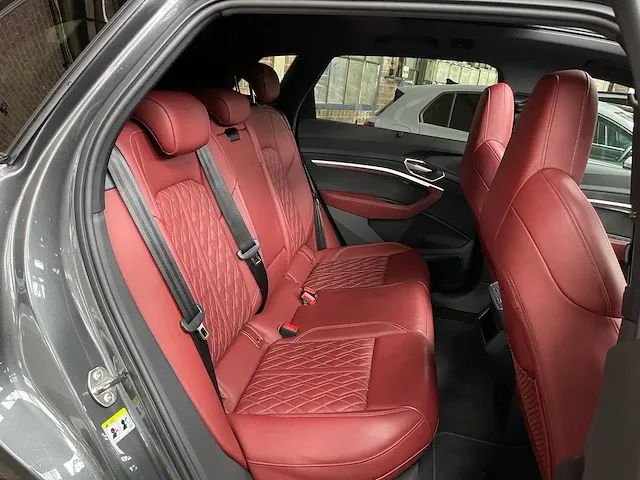 Audi e-tron s quattro 504pk 95 kwh 2021 audi sport, n-759-hp - afbeelding 58 van  71