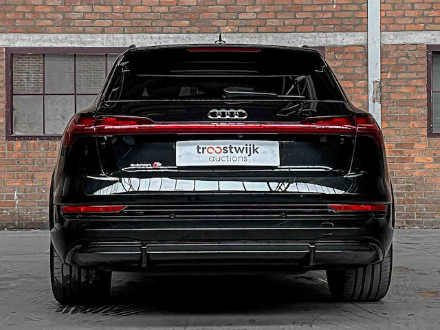 Audi e-tron s quattro 95 kwh 502pk 2022 (origineel-nl), r-289-nn - afbeelding 15 van  59