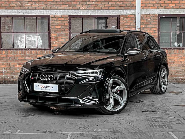 Audi e-tron s quattro 95 kwh 502pk 2022 (origineel-nl), r-289-nn - afbeelding 2 van  59