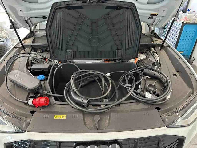 Audi e-tron sportback 50 quattro 313pk automaat 2022 - afbeelding 3 van  17