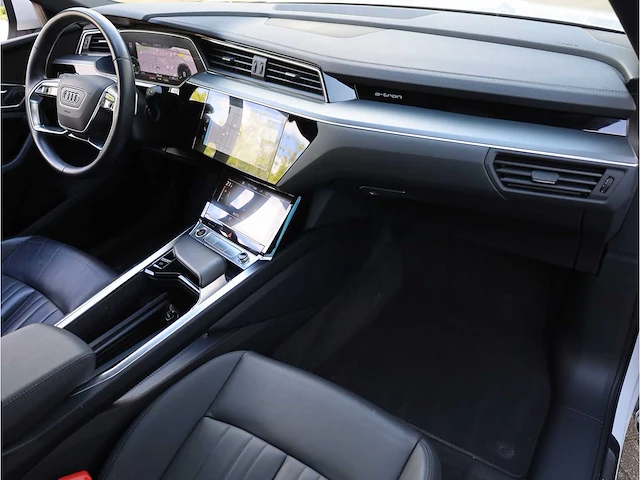 Audi e-tron sportback 50 quattro 313pk automaat 2022 - afbeelding 6 van  38