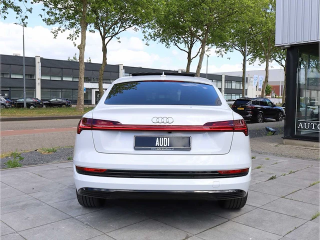 Audi e-tron sportback 50 quattro 313pk automaat 2022 - afbeelding 33 van  38