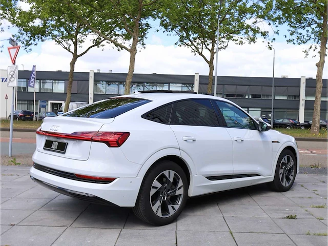 Audi e-tron sportback 50 quattro 313pk automaat 2022 - afbeelding 34 van  38
