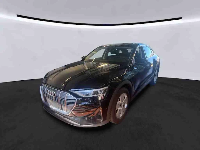 Audi e-tron sportback 50 quattro 71 kwh 230kw automaat 2022 - afbeelding 1 van  16