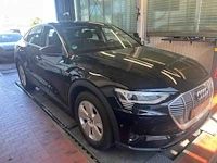 Audi e-tron sportback 50 quattro 71 kwh 230kw automaat 2022 - afbeelding 11 van  16