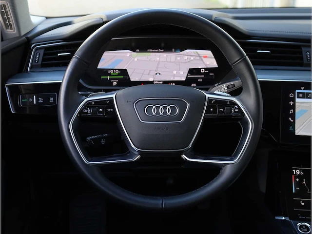 Audi e-tron sportback 50 quattro 71 kwh 230kw automaat 2022 - afbeelding 8 van  31