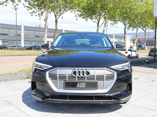 Audi e-tron sportback 50 quattro 71 kwh 230kw automaat 2022 - afbeelding 30 van  31