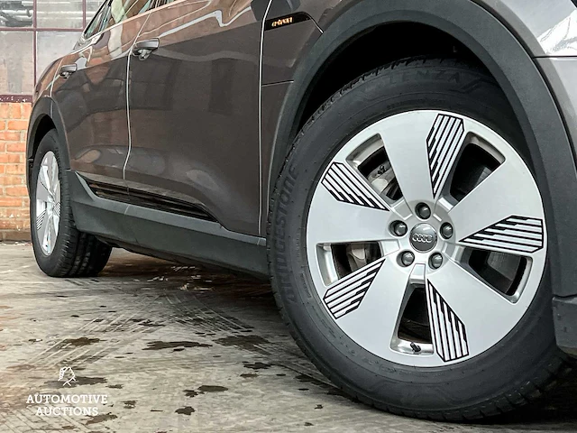 Audi e-tron sportback 50 quattro edition 313pk 2020 (origineel-nl + 1e eigenaar), j-618-gl - afbeelding 3 van  68