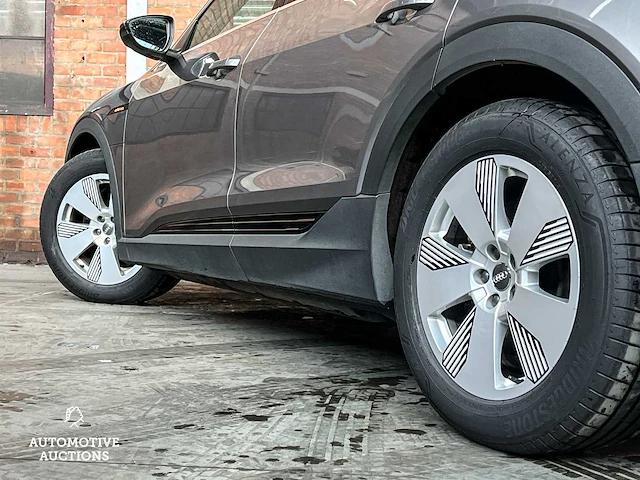 Audi e-tron sportback 50 quattro edition 313pk 2020 (origineel-nl + 1e eigenaar), j-618-gl - afbeelding 20 van  68