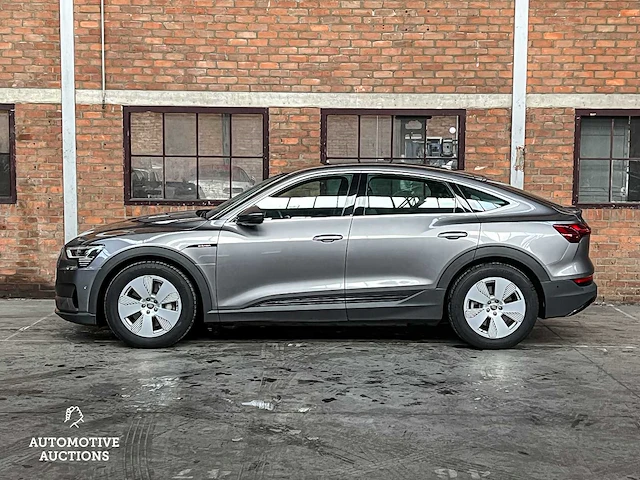 Audi e-tron sportback 50 quattro edition 313pk 2020 (origineel-nl + 1e eigenaar), j-618-gl - afbeelding 24 van  68