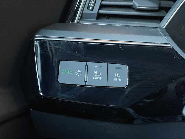 Audi e-tron sportback 50 quattro edition 313pk 2020 (origineel-nl + 1e eigenaar), j-618-gl - afbeelding 37 van  68