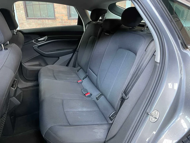 Audi e-tron sportback 50 quattro edition 313pk 2020 (origineel-nl + 1e eigenaar), j-618-gl - afbeelding 59 van  68