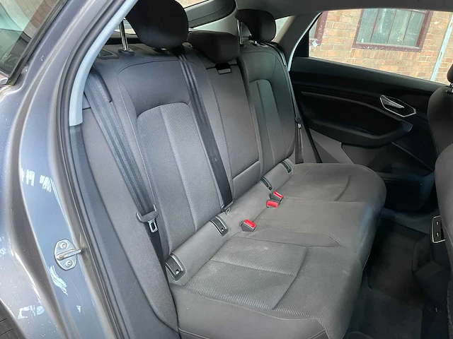 Audi e-tron sportback 50 quattro edition 313pk 2020 (origineel-nl + 1e eigenaar), j-618-gl - afbeelding 60 van  68