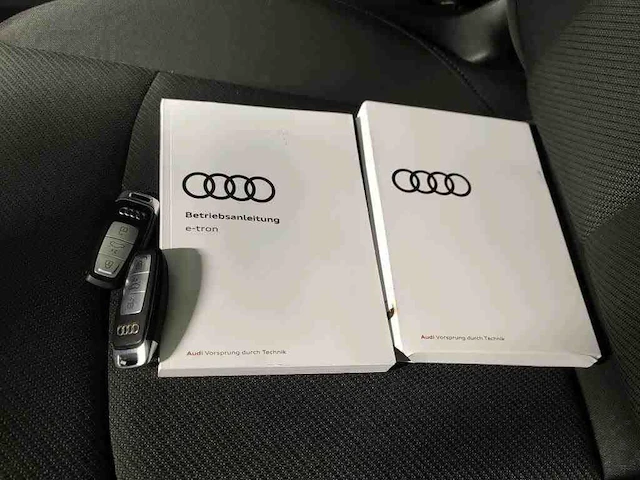 Audi e-tron sportback 55 quattro 95 kwh 300kw automaat 2022 - afbeelding 5 van  17