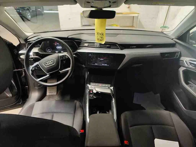 Audi e-tron sportback 55 quattro 95 kwh 300kw automaat 2022 - afbeelding 14 van  17