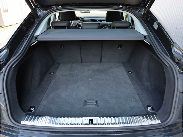 Audi e-tron sportback 55 quattro 95 kwh 300kw automaat 2022 - afbeelding 14 van  30