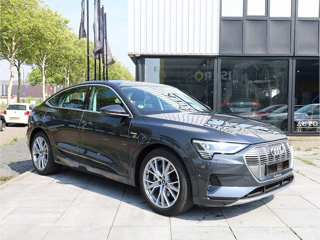 Audi e-tron sportback 55 quattro 95 kwh 300kw automaat 2022 - afbeelding 28 van  30