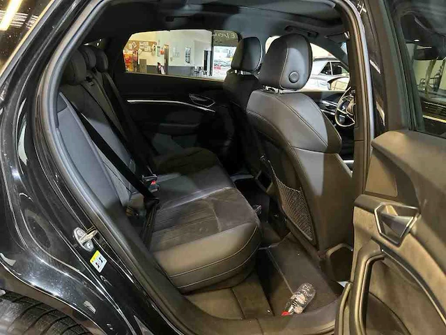 Audi e-tron sportback 55 quattro 95 kwh s-line 2x 300kw automaat 2020 - afbeelding 14 van  16