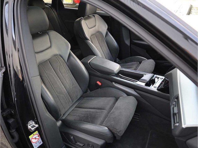 Audi e-tron sportback 55 quattro 95 kwh s-line 2x 300kw automaat 2020 - afbeelding 39 van  47