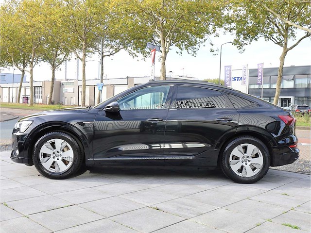 Audi e-tron sportback 55 quattro 95 kwh s-line 2x 300kw automaat 2020 - afbeelding 12 van  47