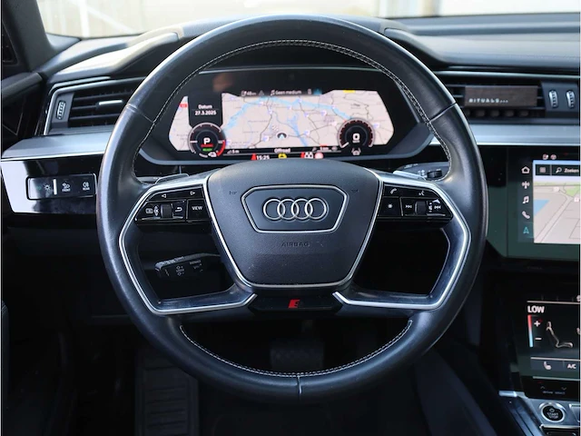 Audi e-tron sportback 55 quattro s-line 300kw automaat 2020 - afbeelding 23 van  43