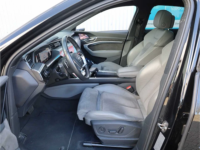 Audi e-tron sportback 55 quattro s-line 300kw automaat 2020 - afbeelding 4 van  43