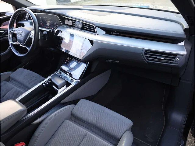 Audi e-tron sportback 55 quattro s-line 300kw automaat 2020 - afbeelding 22 van  43