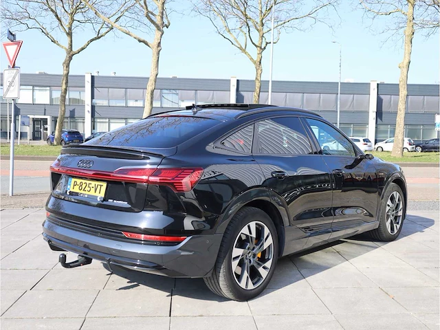 Audi e-tron sportback 55 quattro s-line 300kw automaat 2020 - afbeelding 43 van  43