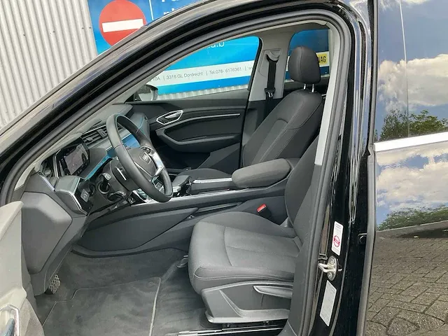 Audi e-tron sportback s-line quattro 313pk automaat 2021 - afbeelding 7 van  38