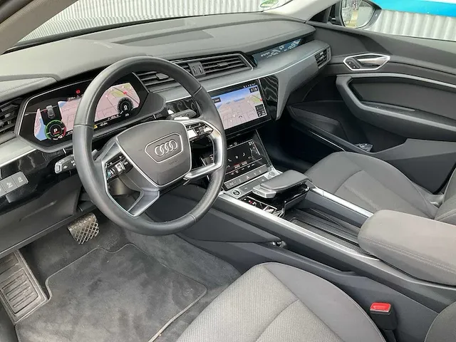 Audi e-tron sportback s-line quattro 313pk automaat 2021 - afbeelding 8 van  38