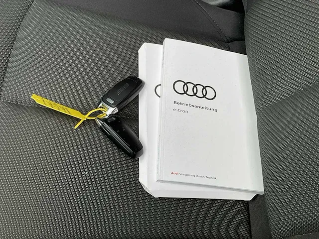 Audi e-tron sportback s-line quattro 313pk automaat 2021 - afbeelding 29 van  38